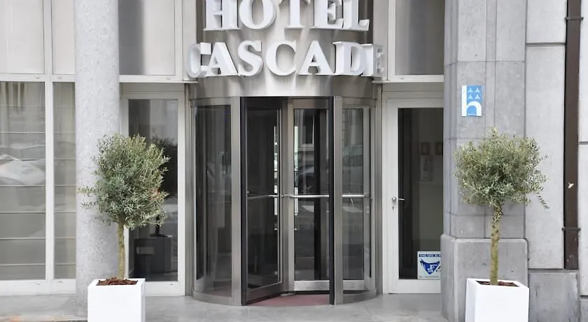 Hotel Husa Cascade contacts